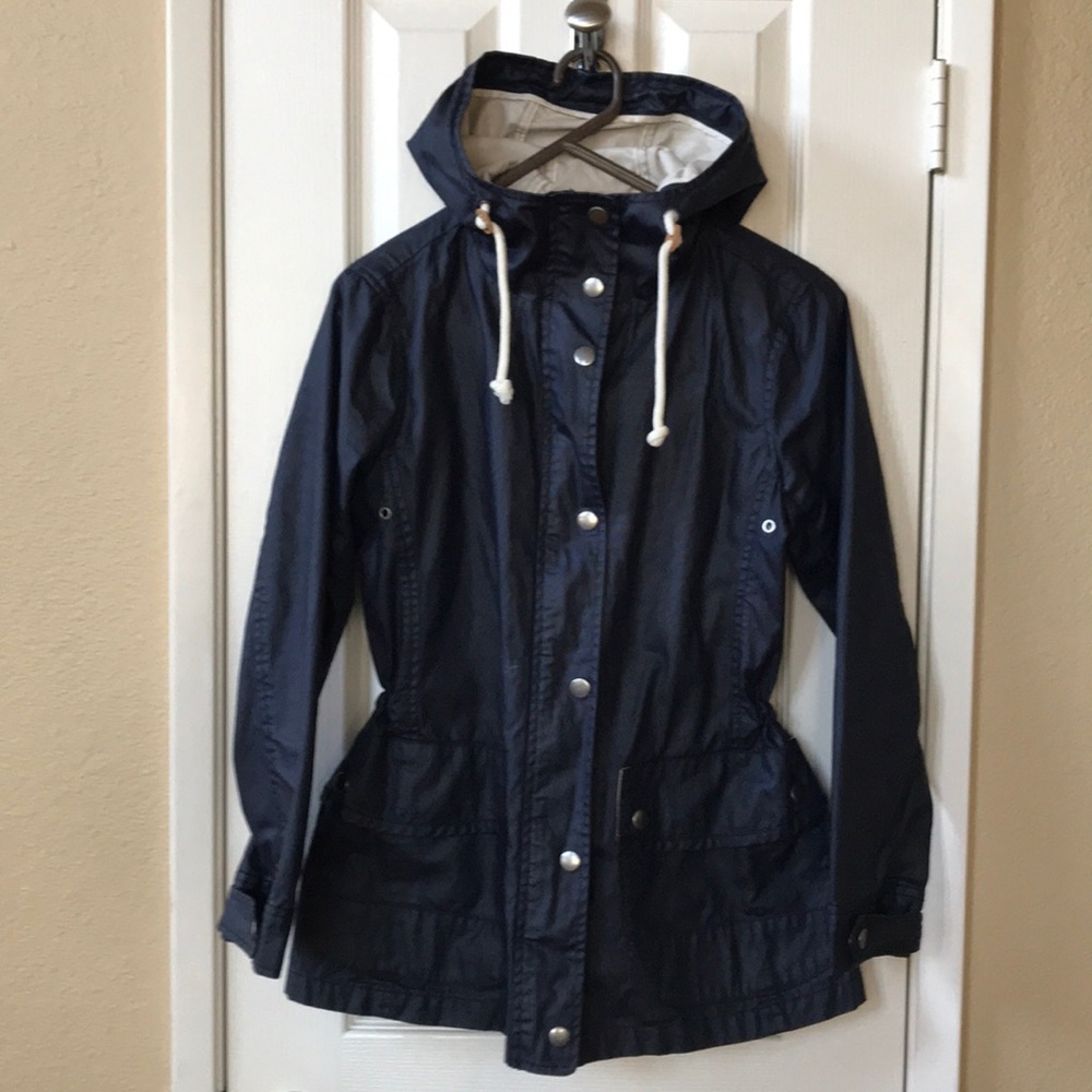 Gap raincoat in navy